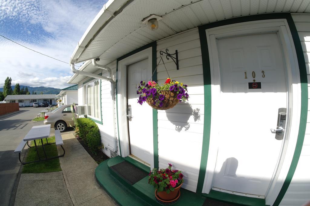 Somass Motel Port Alberni Exterior photo